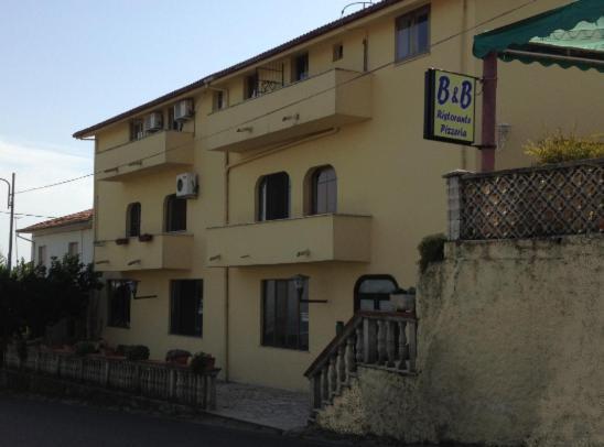 La Conca D'Oro Bed & Breakfast Altomonte Exterior photo